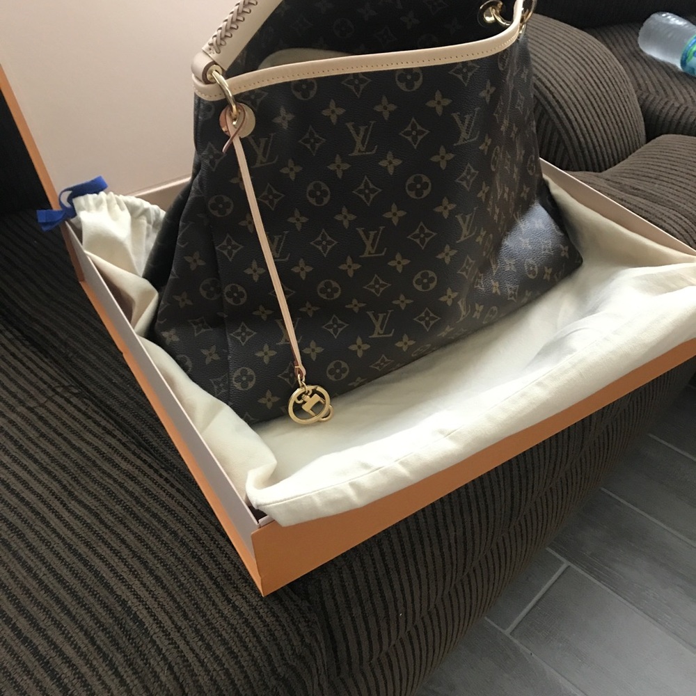 LV bag